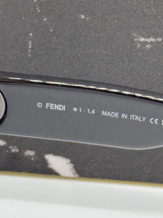 NEW FENDI FE40107I 52E SUNGLASSES HAVANA UNISEX EYEWEAR FENDI main image 9